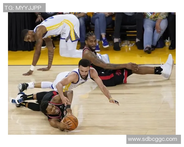 勇士与猛龙在NBA总决赛的巅峰对决6月8日精彩回顾与分析